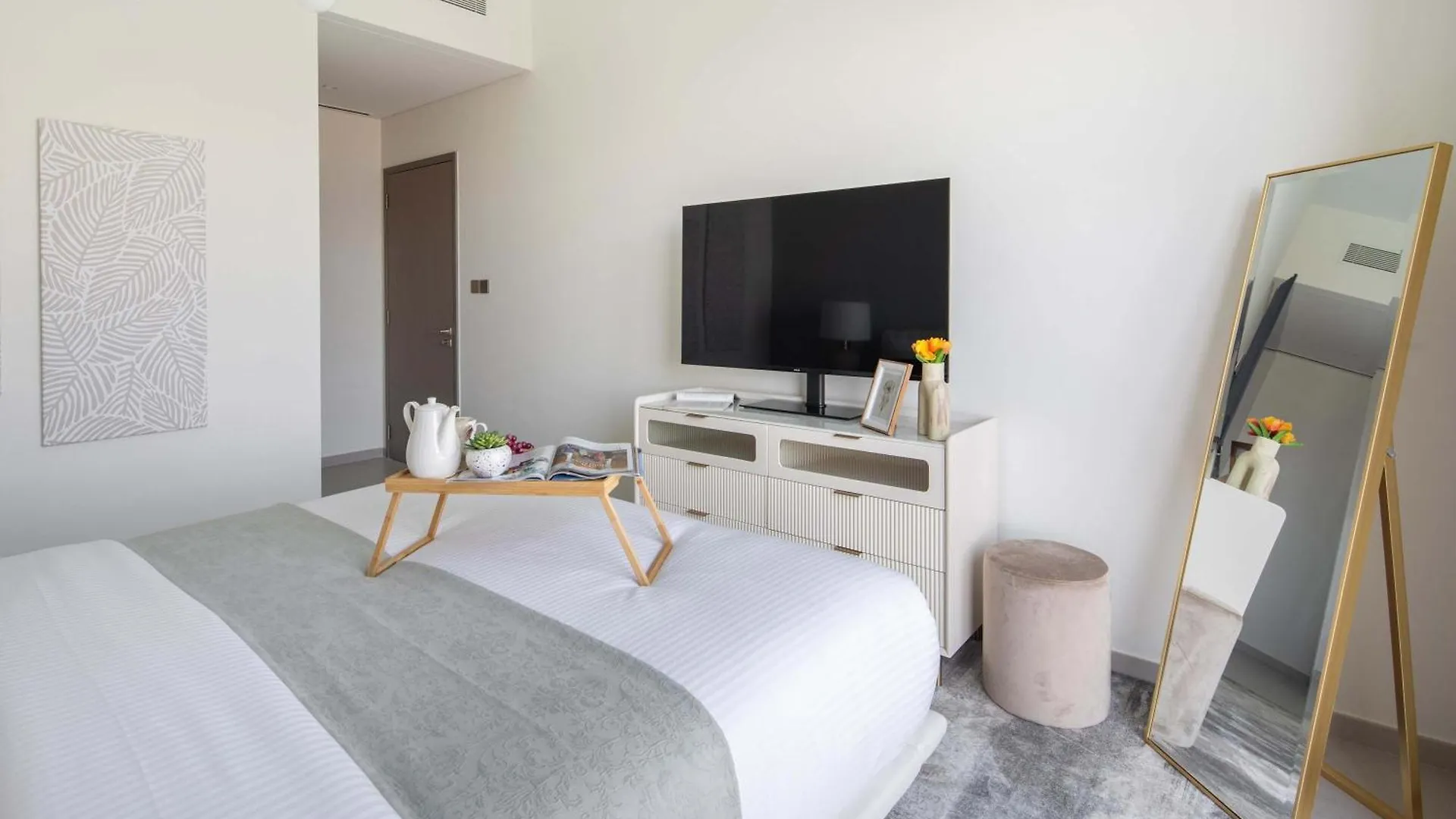 Apartment Frank Porter - Grande Signature Residence Dubai