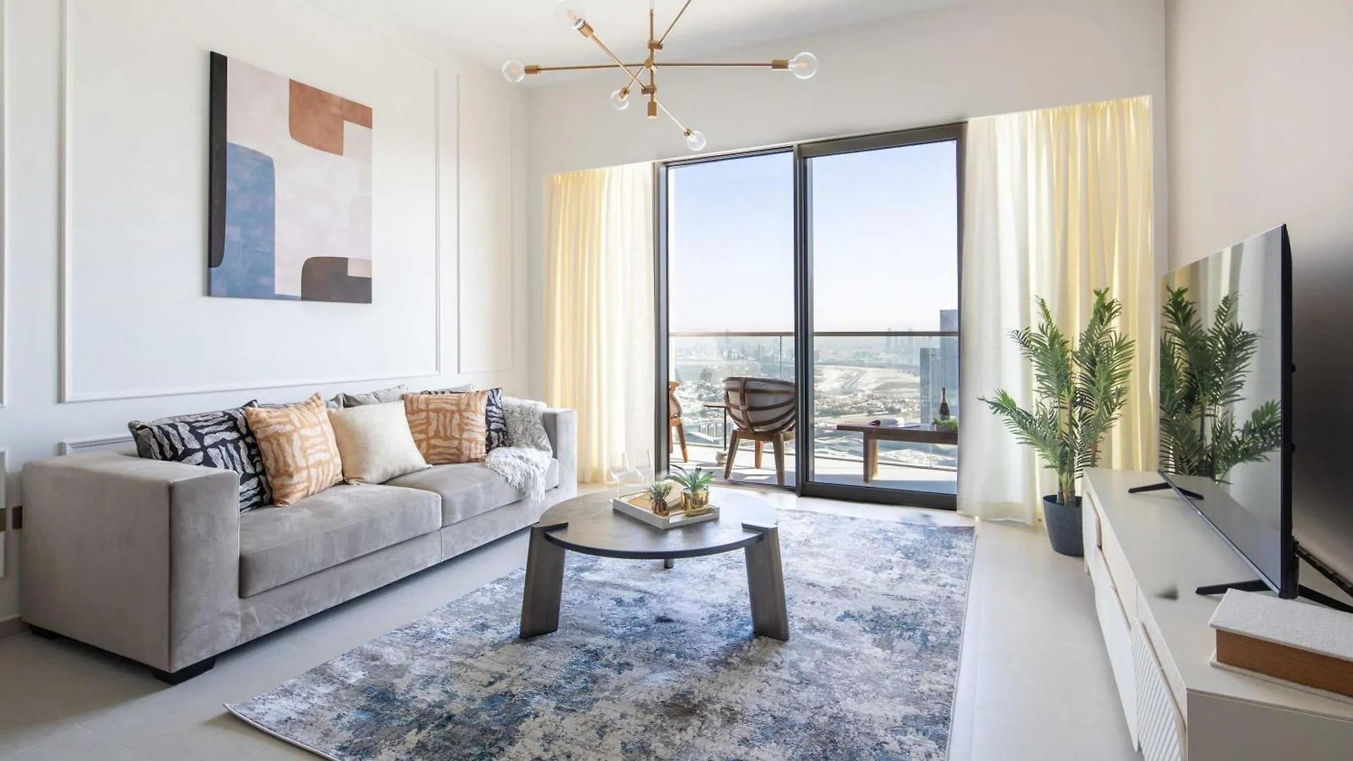 Frank Porter - Grande Signature Residence Dubai Apartment