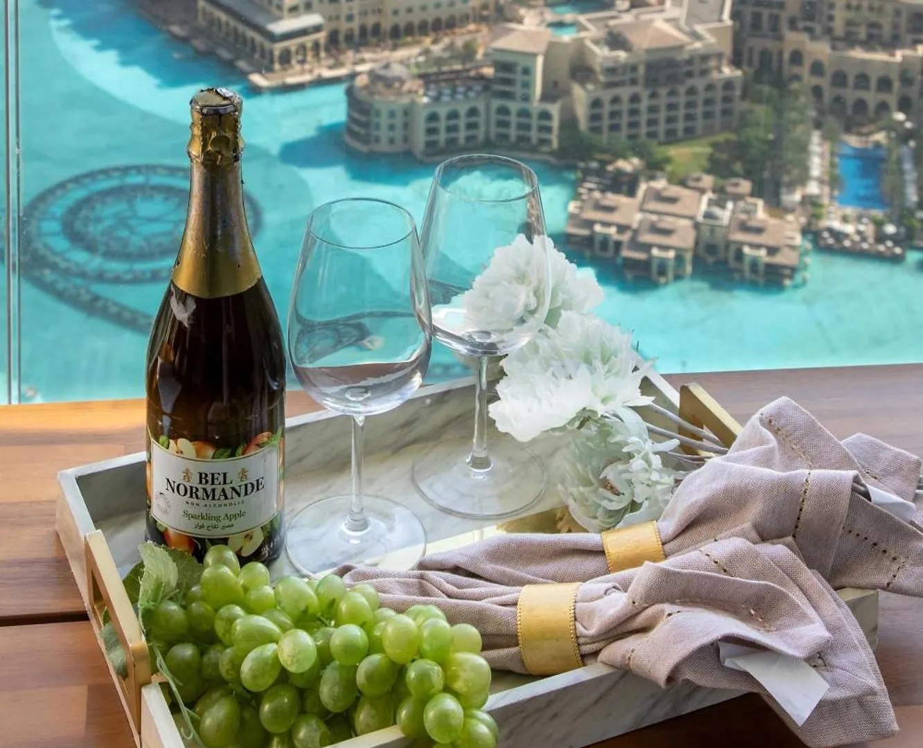 Frank Porter - Grande Signature Residence Dubai